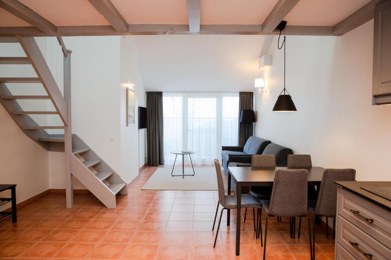 Dvi Nidos Hotel Bagian luar foto