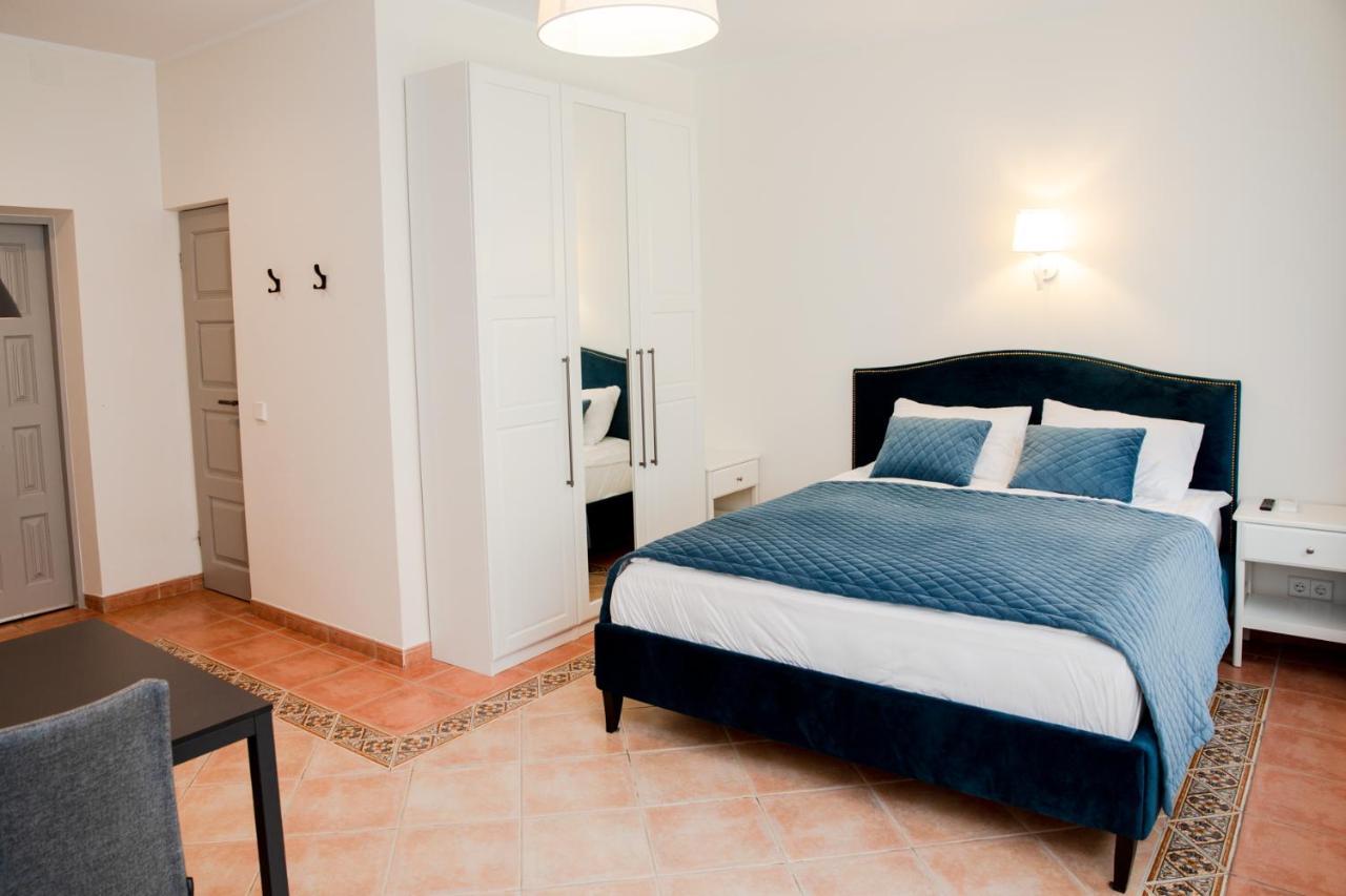 Dvi Nidos Hotel Bagian luar foto
