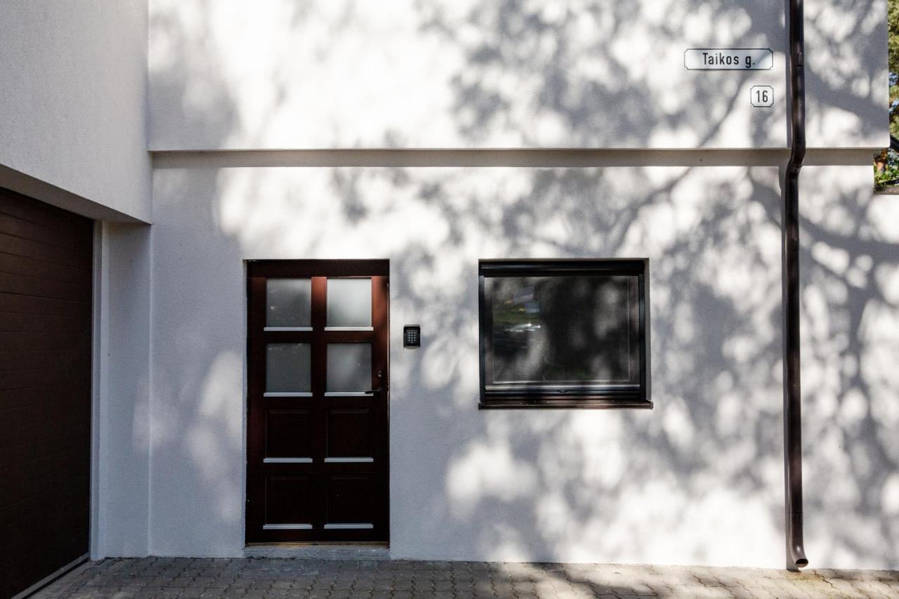 Dvi Nidos Hotel Bagian luar foto